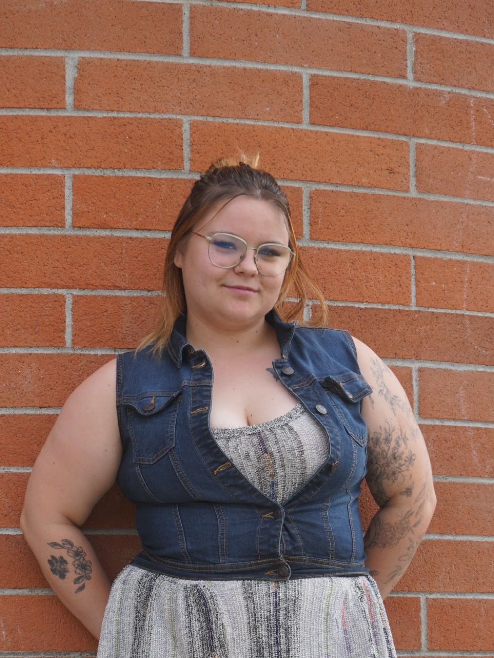 Wax Jeans Denim Button-Front Vest in Dark Blue
